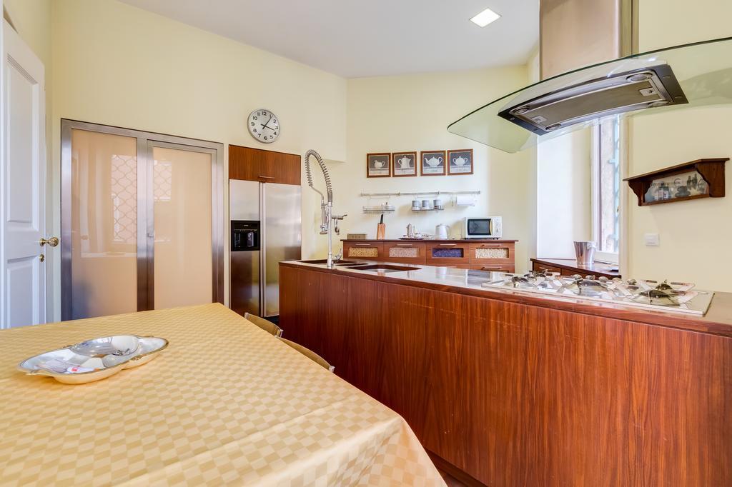 Luxury House Belle Arti 3bedr Piazza Del Popolo Feriehus